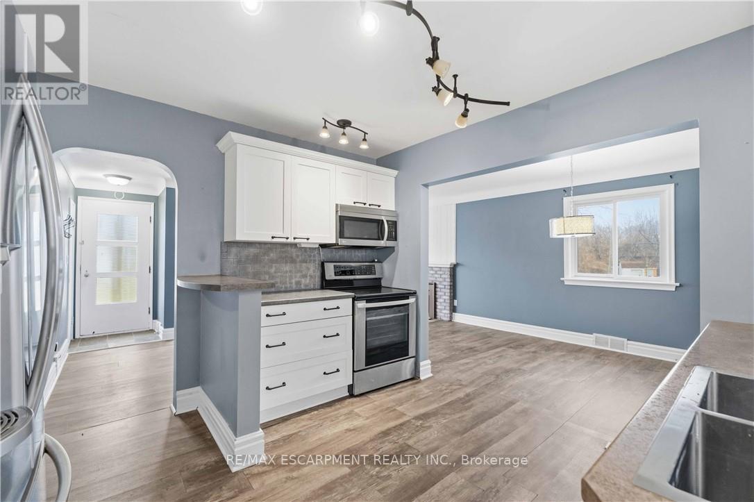 40 Nickerson Avenue, St. Catharines, Ontario  L2N 3M4 - Photo 11 - X12954438