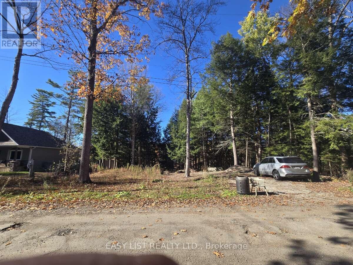 LOT 14 LAIDLAW AVENUE, Gravenhurst, Ontario