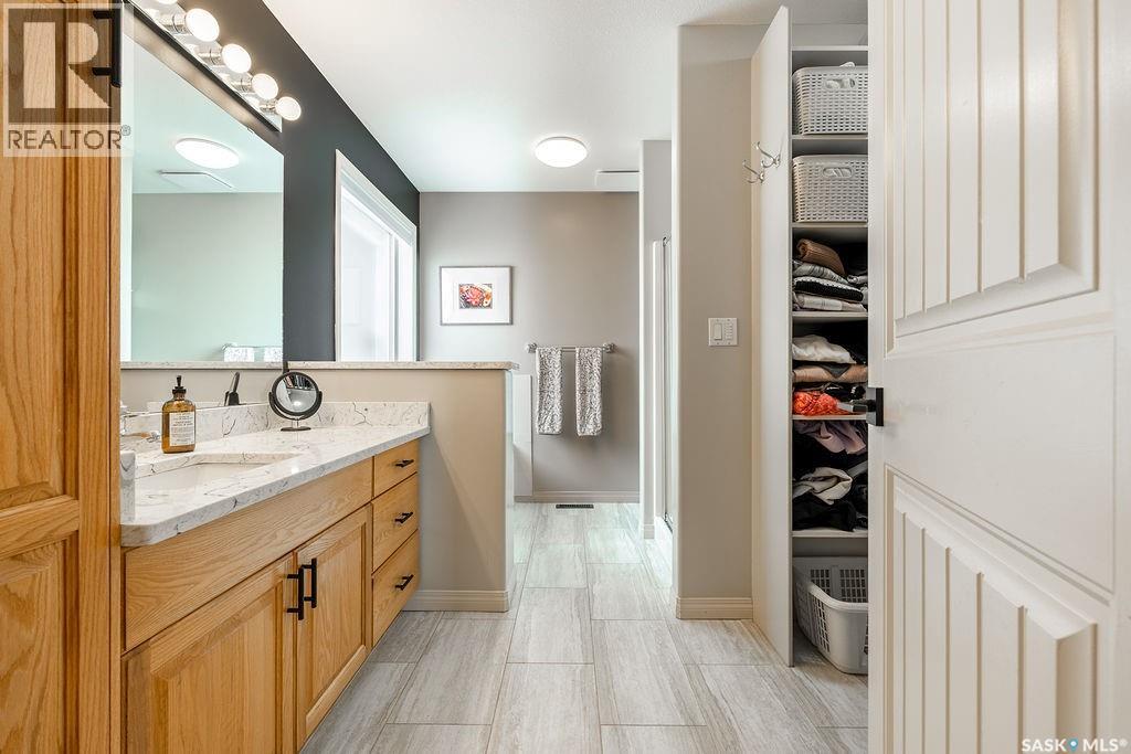 330 Pobran Crescent, Saskatoon, Saskatchewan  S7S 1L4 - Photo 22 - SK031888