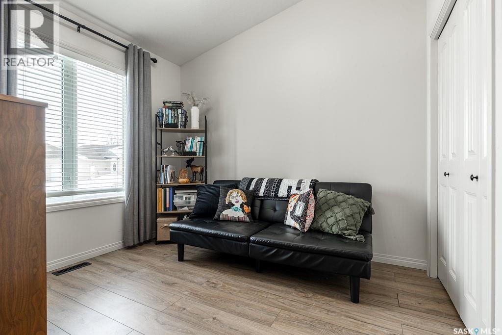 330 Pobran Crescent, Saskatoon, Saskatchewan  S7S 1L4 - Photo 27 - SK031888