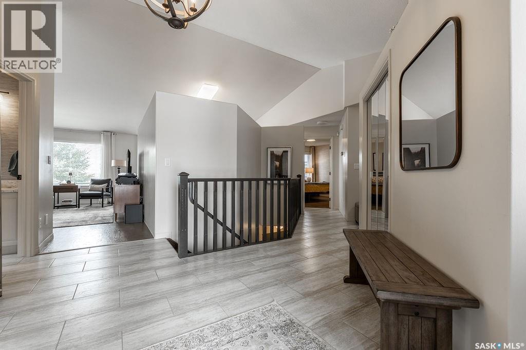 330 Pobran Crescent, Saskatoon, Saskatchewan  S7S 1L4 - Photo 8 - SK031888