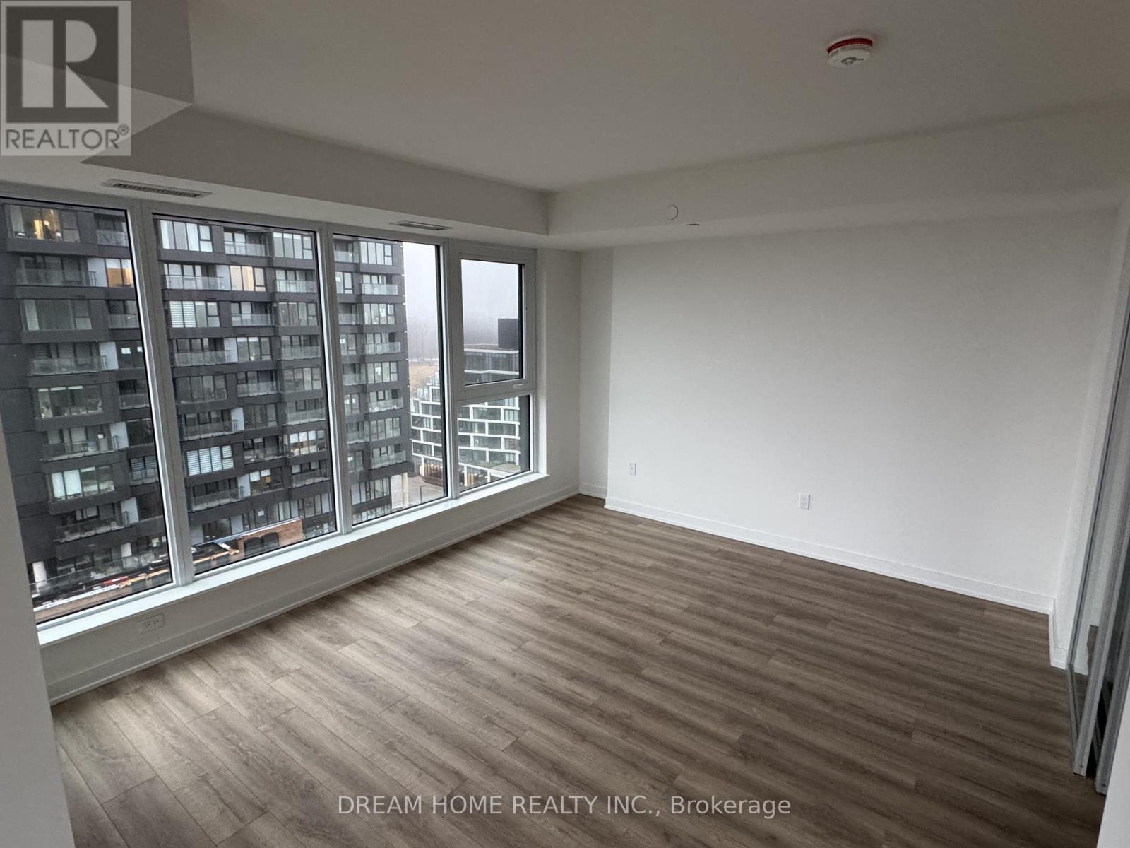 1111 - 5 Quarrington Lane, Toronto, Ontario  M3C 0S5 - Photo 2 - C12953326