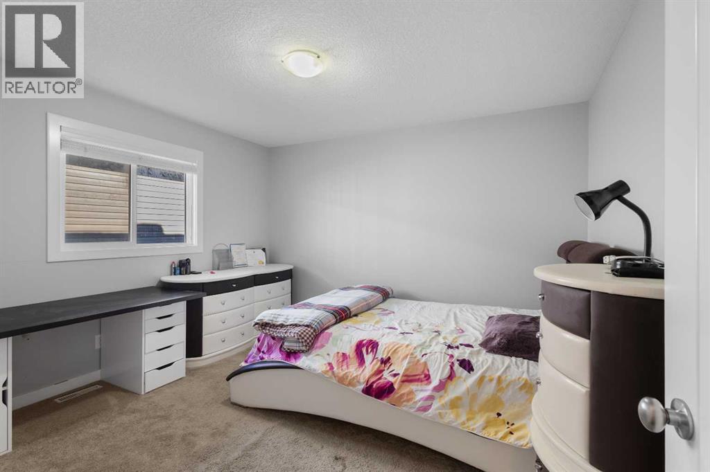 16 Redstone Parade NE, Calgary, Alberta  T3N 0J7 - Photo 32 - A2290317