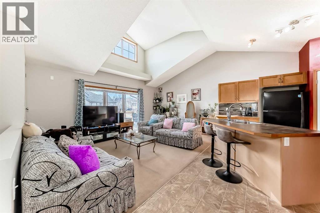 203, 4 Everridge Square SW, Calgary, Alberta  T2Y 5J8 - Photo 7 - A2294776