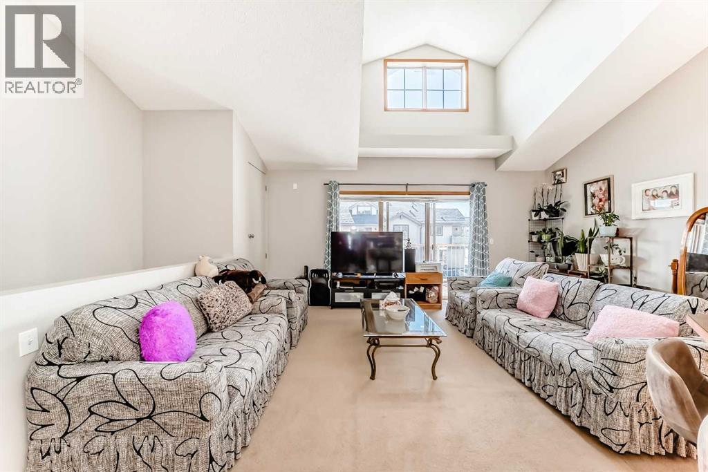 203, 4 Everridge Square SW, Calgary, Alberta  T2Y 5J8 - Photo 8 - A2294776