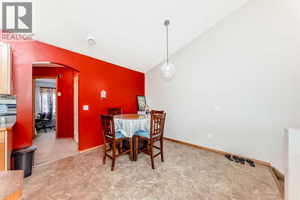 203, 4 Everridge Square SW, Calgary, Alberta  T2Y 5J8 - Photo 14 - A2294776