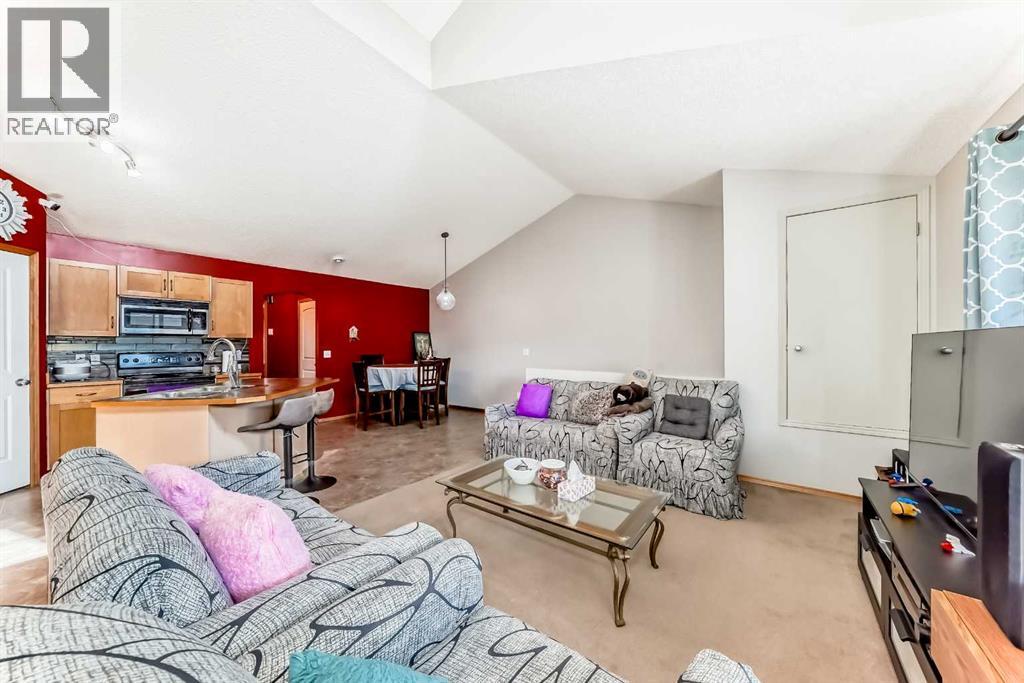 203, 4 Everridge Square SW, Calgary, Alberta  T2Y 5J8 - Photo 17 - A2294776