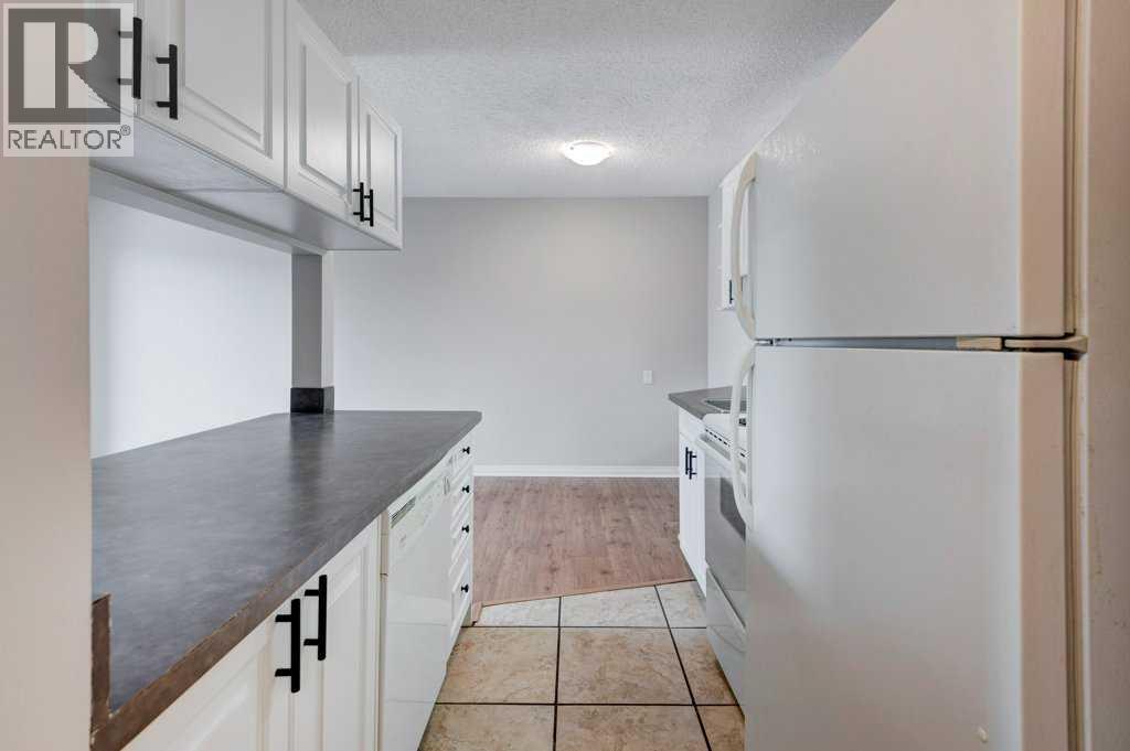 305, 305 25 Avenue SW, Calgary, Alberta  T2S 0L3 - Photo 5 - A2297497
