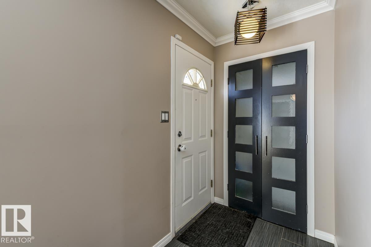 10519 87 Av Nw, Edmonton, Alberta  T6E 2P6 - Photo 25 - E4480466