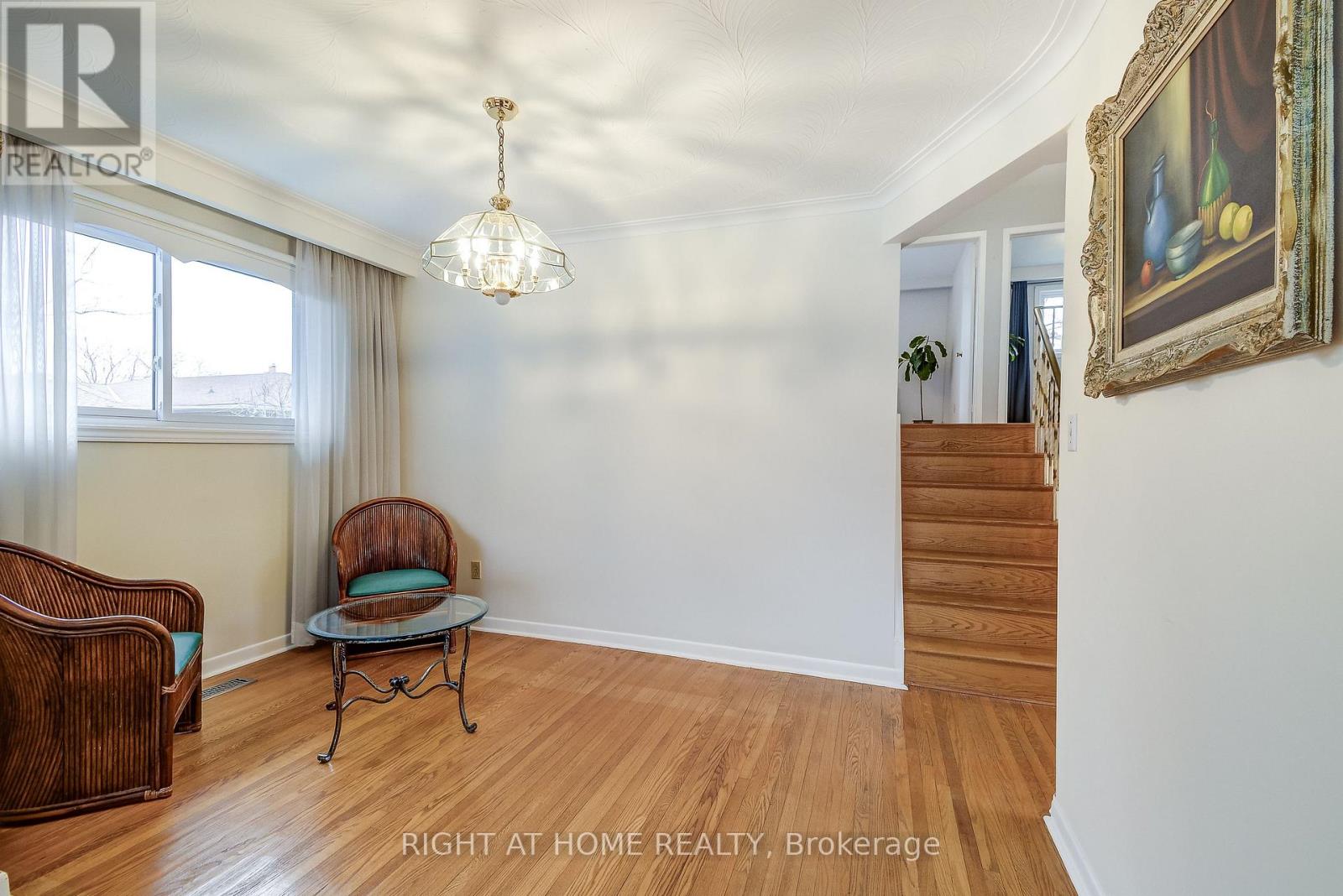 575 Eversley Drive, Mississauga, Ontario  L5A 2E1 - Photo 45 - W12924606