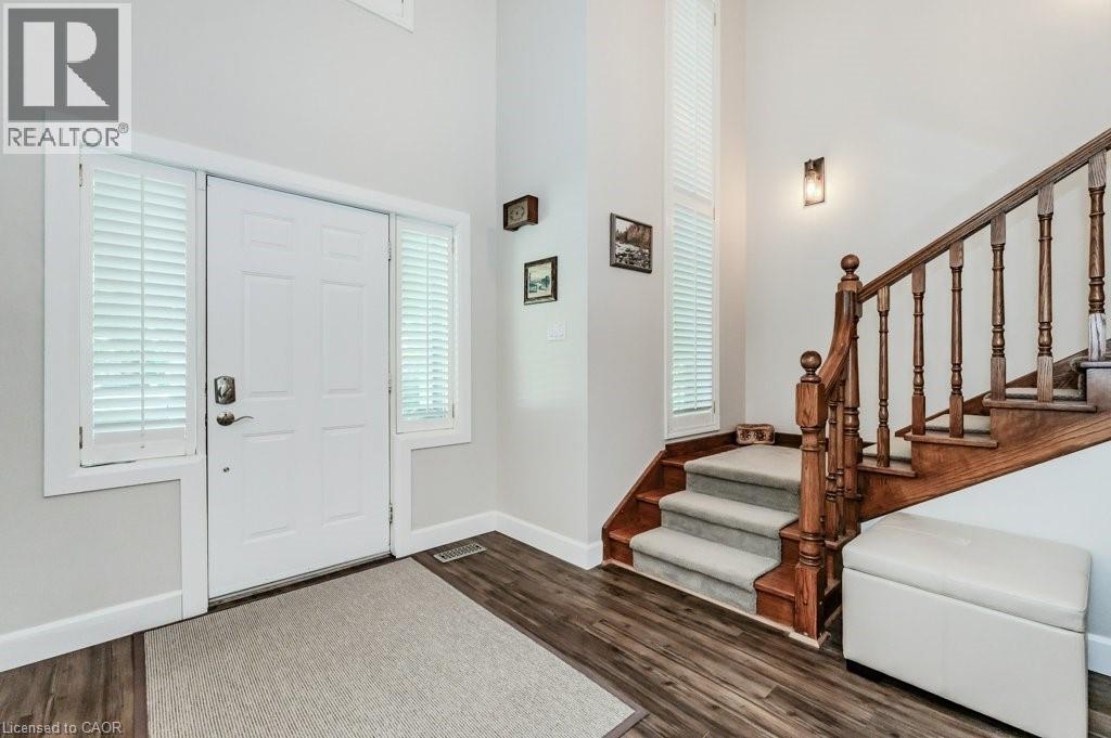 219 Corrie Crescent, Waterloo, Ontario  N2L 5W3 - Photo 4 - 40815787