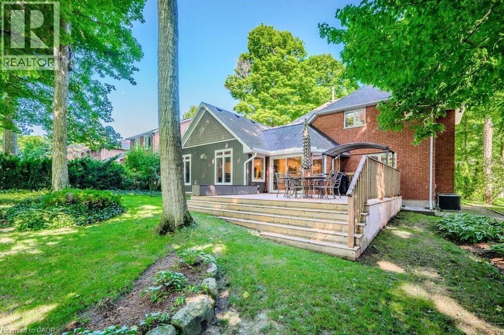 219 Corrie Crescent, Waterloo, Ontario  N2L 5W3 - Photo 43 - 40815787