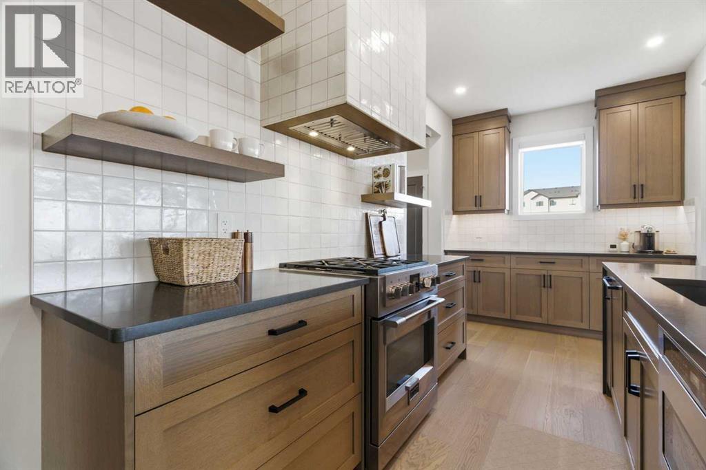 42 Creekside Avenue Sw, Calgary, Alberta  T2X 4A9 - Photo 14 - A2285114