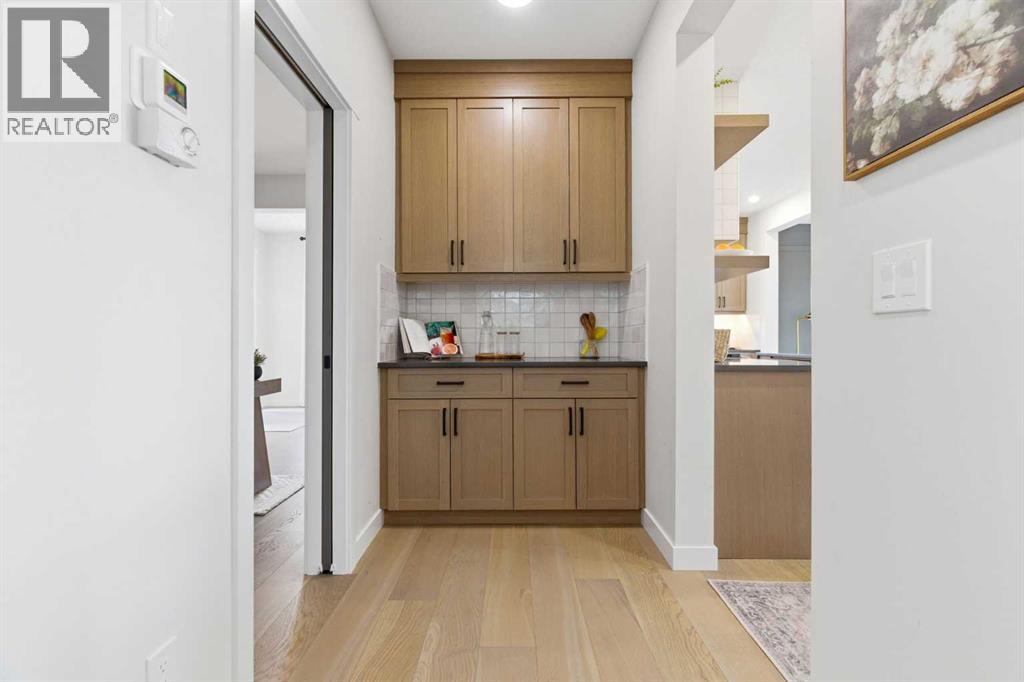 42 Creekside Avenue Sw, Calgary, Alberta  T2X 4A9 - Photo 19 - A2285114