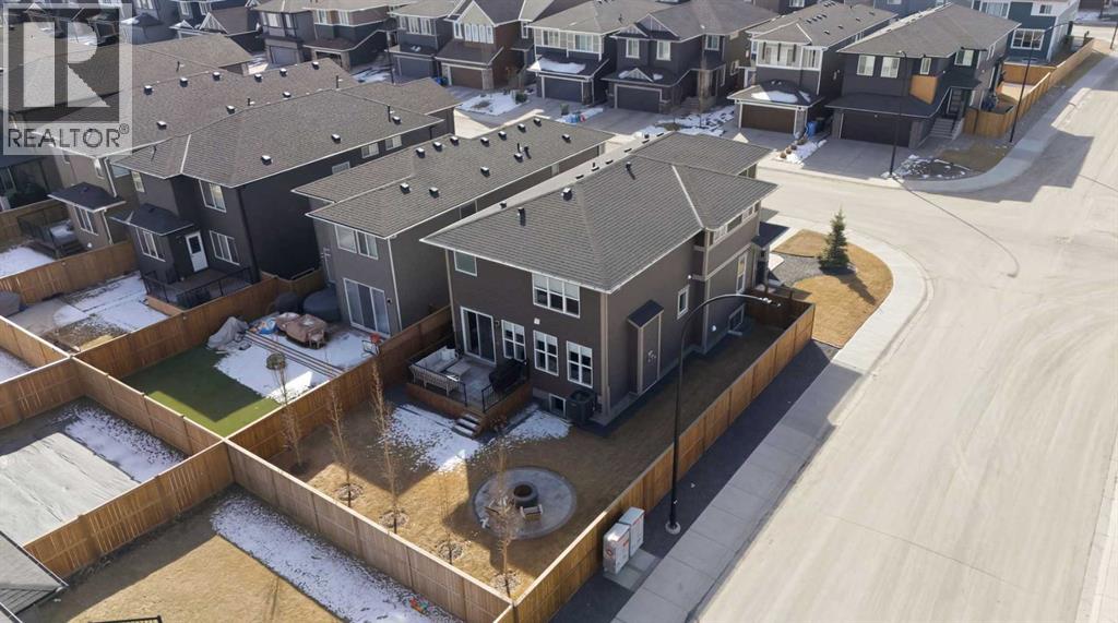 42 Creekside Avenue Sw, Calgary, Alberta  T2X 4A9 - Photo 50 - A2285114