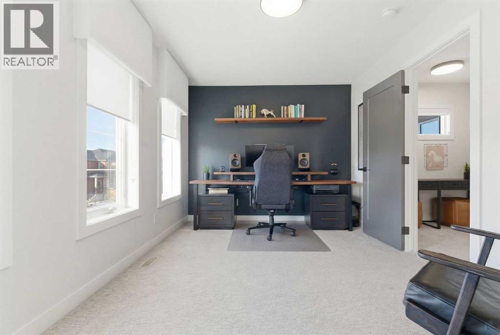 42 Creekside Avenue Sw, Calgary, Alberta  T2X 4A9 - Photo 36 - A2285114