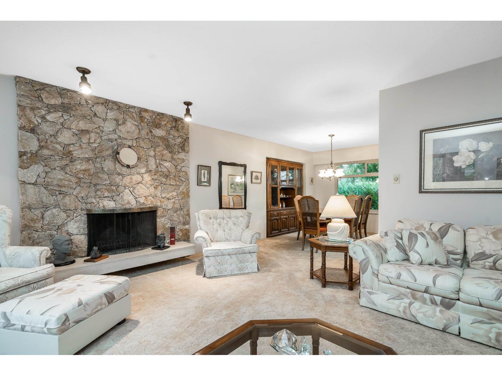 21073 43 Avenue, Langley, British Columbia  V3A 7M9 - Photo 4 - R3105151