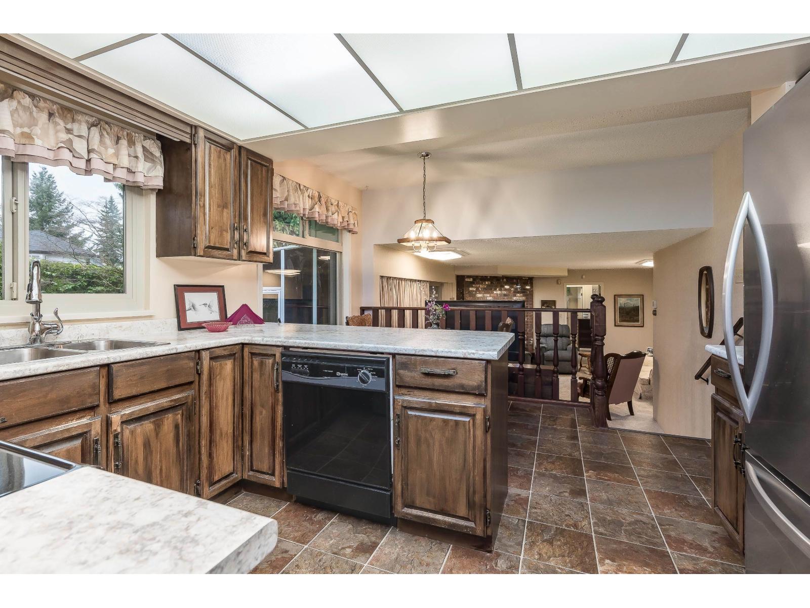 21073 43 Avenue, Langley, British Columbia  V3A 7M9 - Photo 9 - R3105151