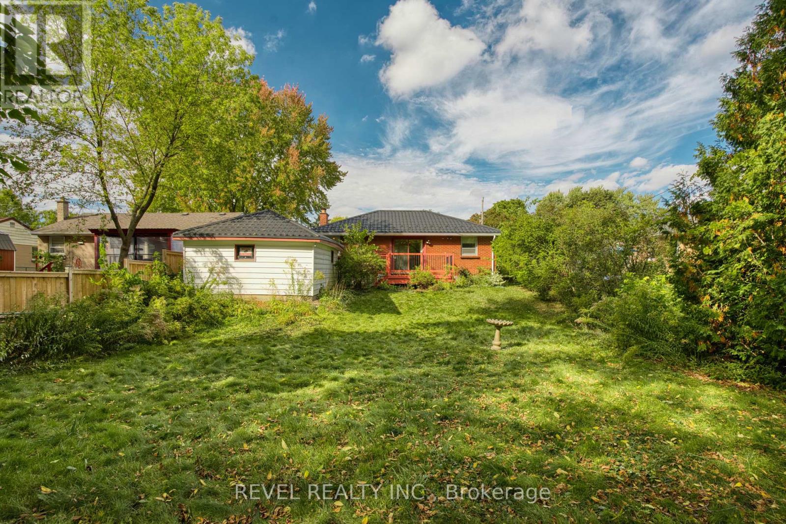 143 Oakside Street, London East, Ontario  N5Y 1E8 - Photo 32 - X12954530