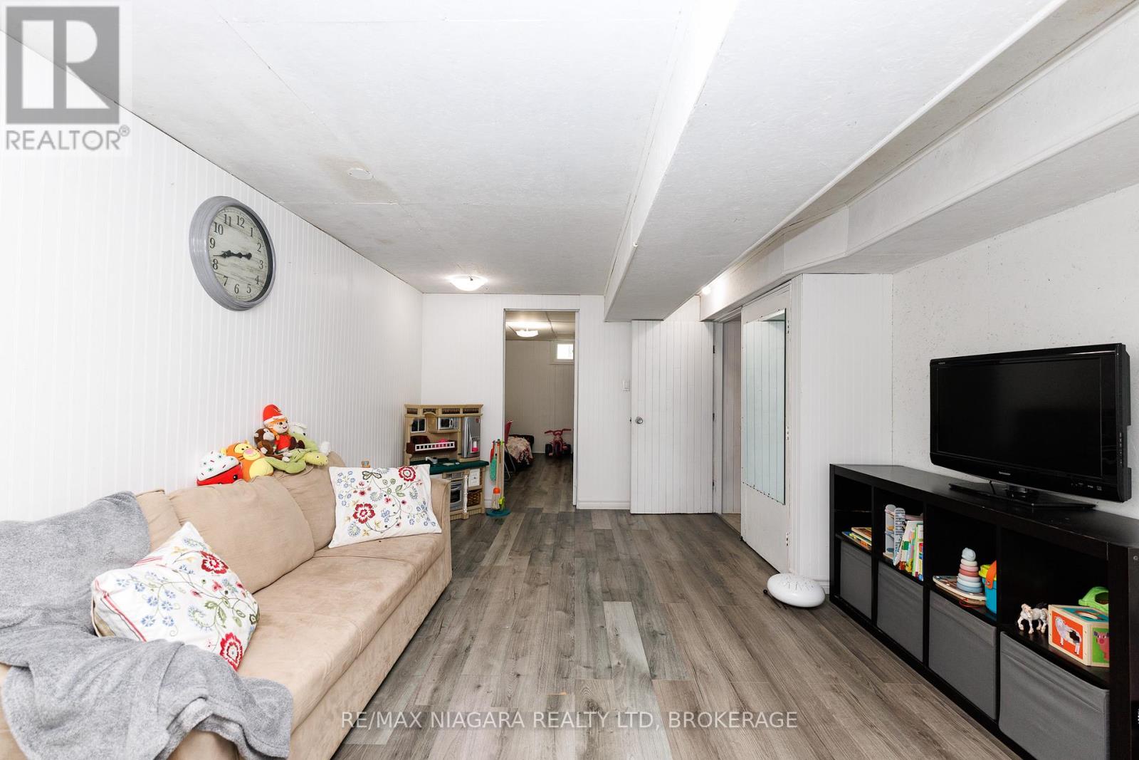 5915 Frontenac Street N, Niagara Falls, Ontario  L2G 3B1 - Photo 22 - X12954518