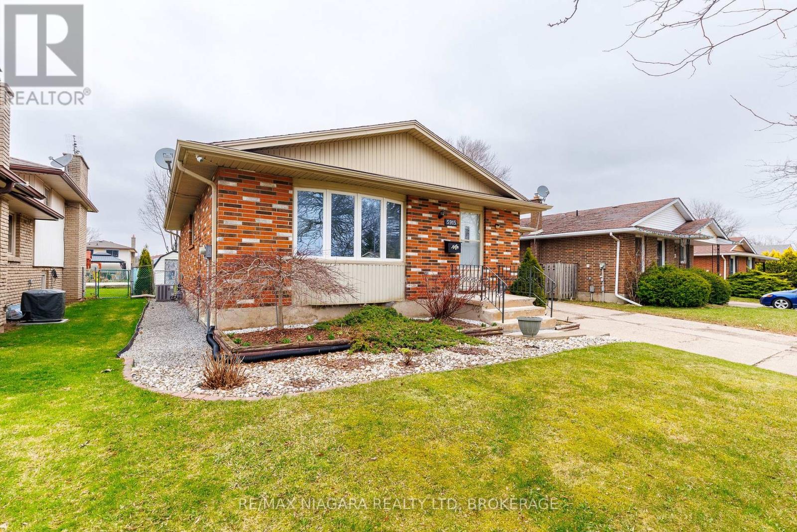 5915 Frontenac Street N, Niagara Falls, Ontario  L2G 3B1 - Photo 27 - X12954518