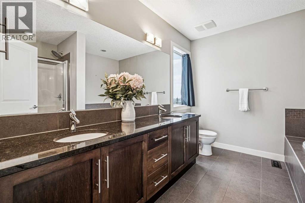 4 Drake Landing Gate, Okotoks, Alberta  T1S 0E5 - Photo 25 - A2298535