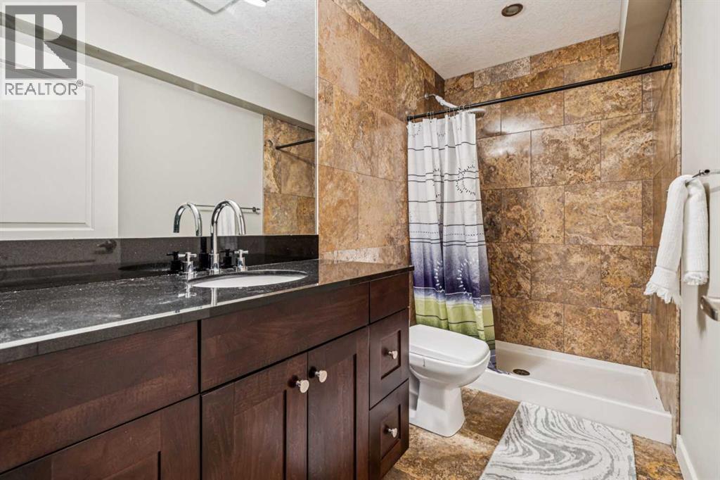 4 Drake Landing Gate, Okotoks, Alberta  T1S 0E5 - Photo 38 - A2298535