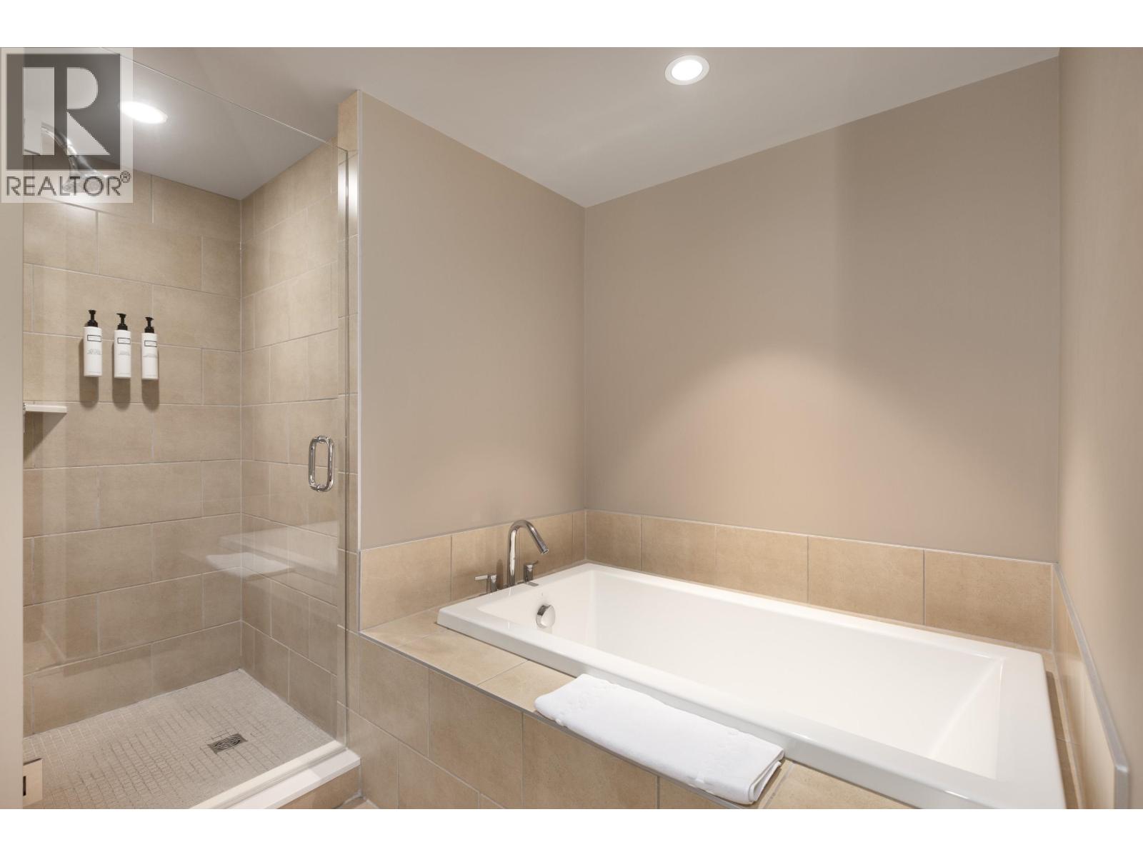 108a 2020 London Lane, Whistler, British Columbia  V8E 0B6 - Photo 16 - R3106803