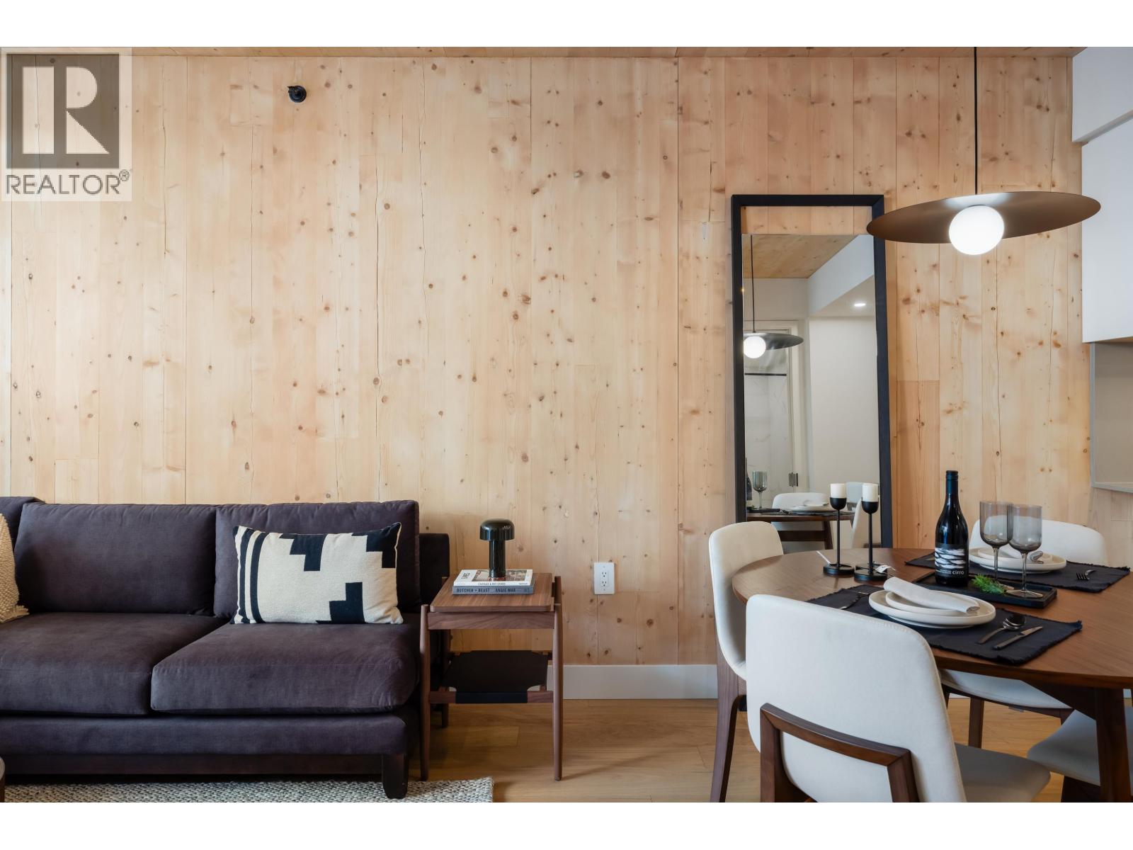 103 310 Salter Street, New Westminster, British Columbia  V3M 0N7 - Photo 3 - R3106806