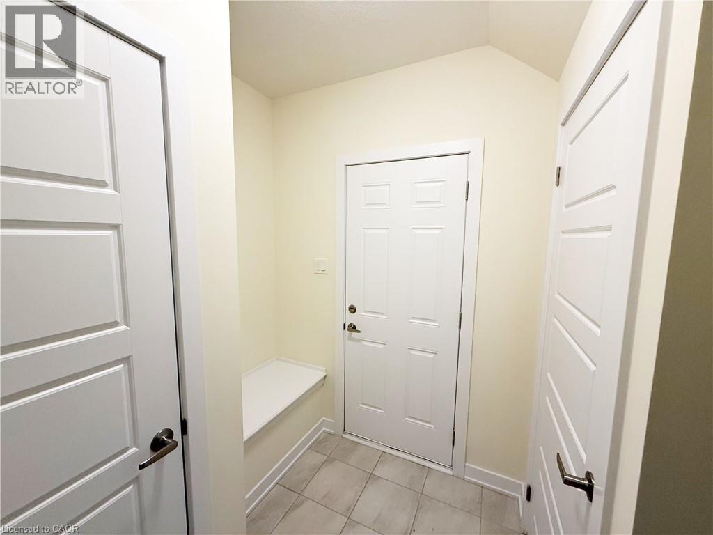 27 Starboard Crescent, Welland, Ontario  L3B 0M7 - Photo 21 - 40817507