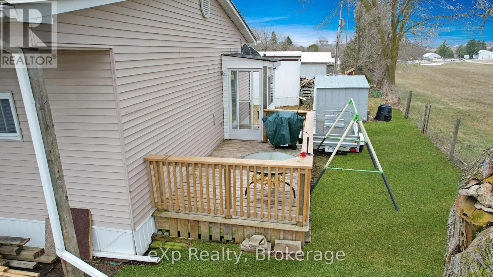 9 Dove Road, Brockton, Ontario  N0G 2V0 - Photo 25 - X12954524