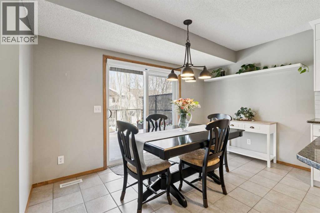 142 Cranfield Crescent SE, Calgary, Alberta  T3M 1S5 - Photo 12 - A2298534