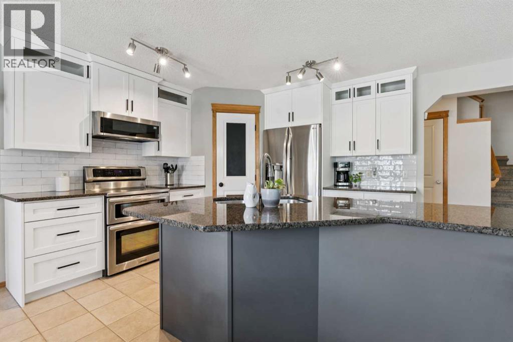 142 Cranfield Crescent SE, Calgary, Alberta  T3M 1S5 - Photo 7 - A2298534