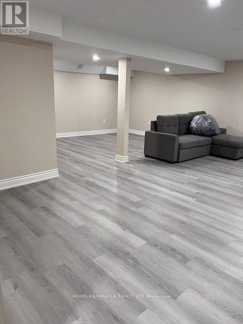 6141 Eaglewood Drive, Niagara Falls, Ontario  L2G 0A7 - Photo 7 - X12948222