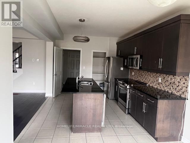 6141 Eaglewood Drive, Niagara Falls, Ontario  L2G 0A7 - Photo 4 - X12948222