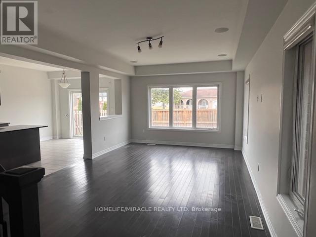 6141 Eaglewood Drive, Niagara Falls, Ontario  L2G 0A7 - Photo 5 - X12948222