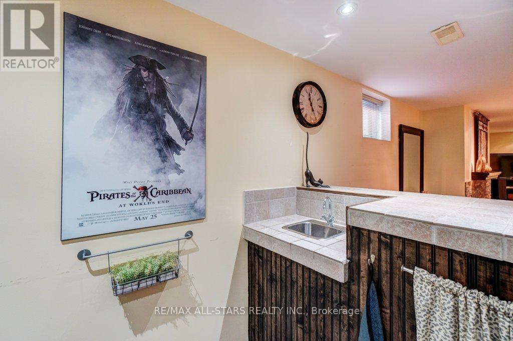 32 Oakside Drive, Uxbridge, Ontario  L9P 2A4 - Photo 33 - N12954520