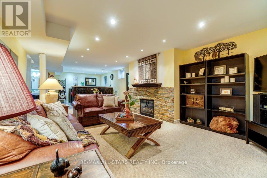 32 Oakside Drive, Uxbridge, Ontario  L9P 2A4 - Photo 36 - N12954520