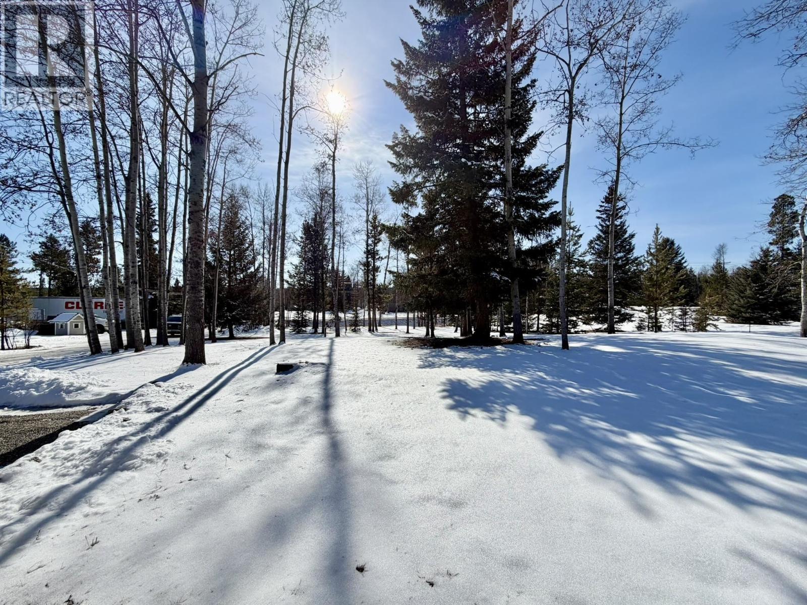 5901 Horse Lake Road, Horse Lake, British Columbia  V0K 2E3 - Photo 35 - R3096063