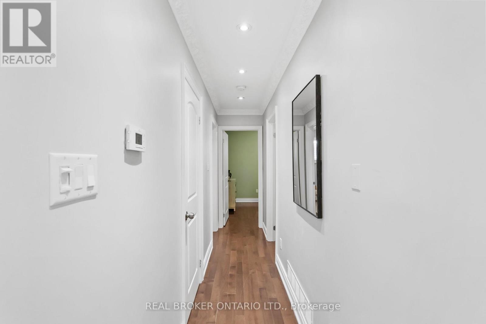 704 Coulson Avenue, Milton, Ontario  L9T 4J4 - Photo 22 - W12954532