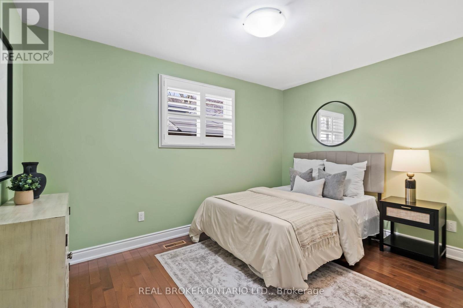 704 Coulson Avenue, Milton, Ontario  L9T 4J4 - Photo 26 - W12954532