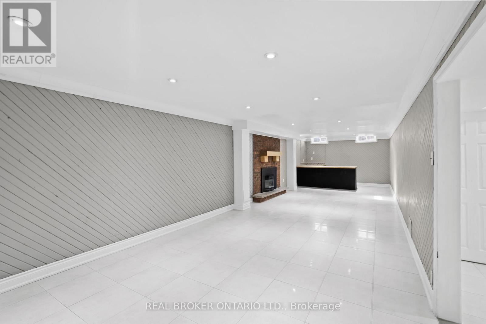 704 Coulson Avenue, Milton, Ontario  L9T 4J4 - Photo 41 - W12954532