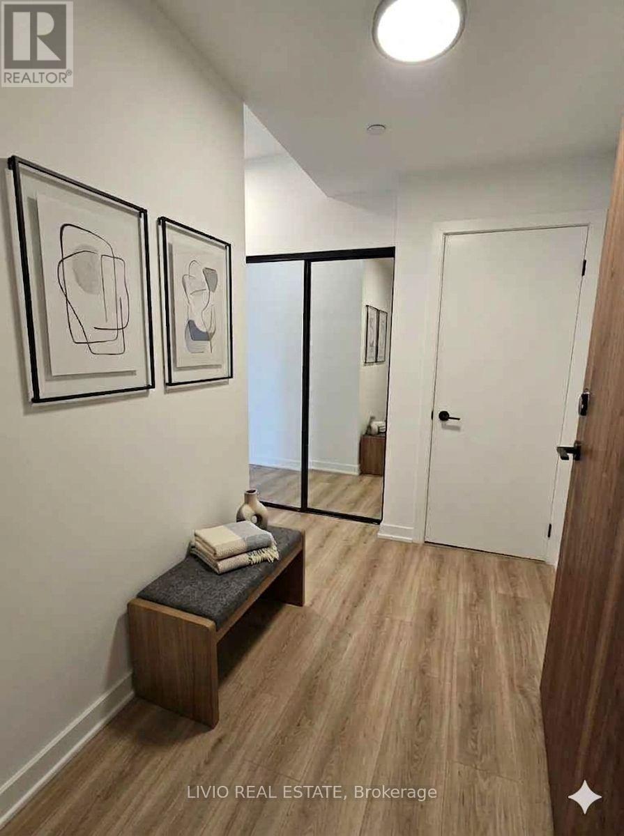 505 - 10 Lagerfeld Drive E, Brampton, Ontario  L7A 5L3 - Photo 4 - W12954538