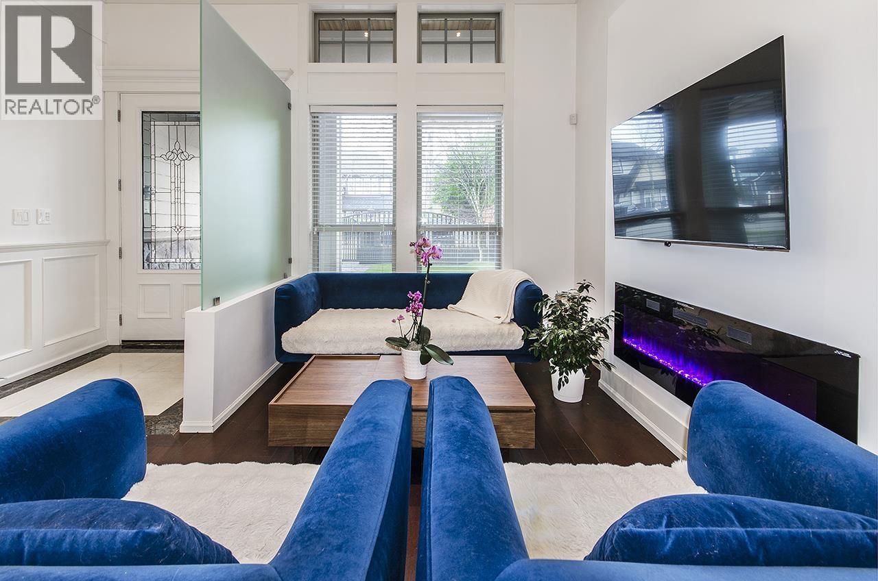 7682 Armstrong Street, Richmond, British Columbia  V6Y 0C5 - Photo 2 - R3106634