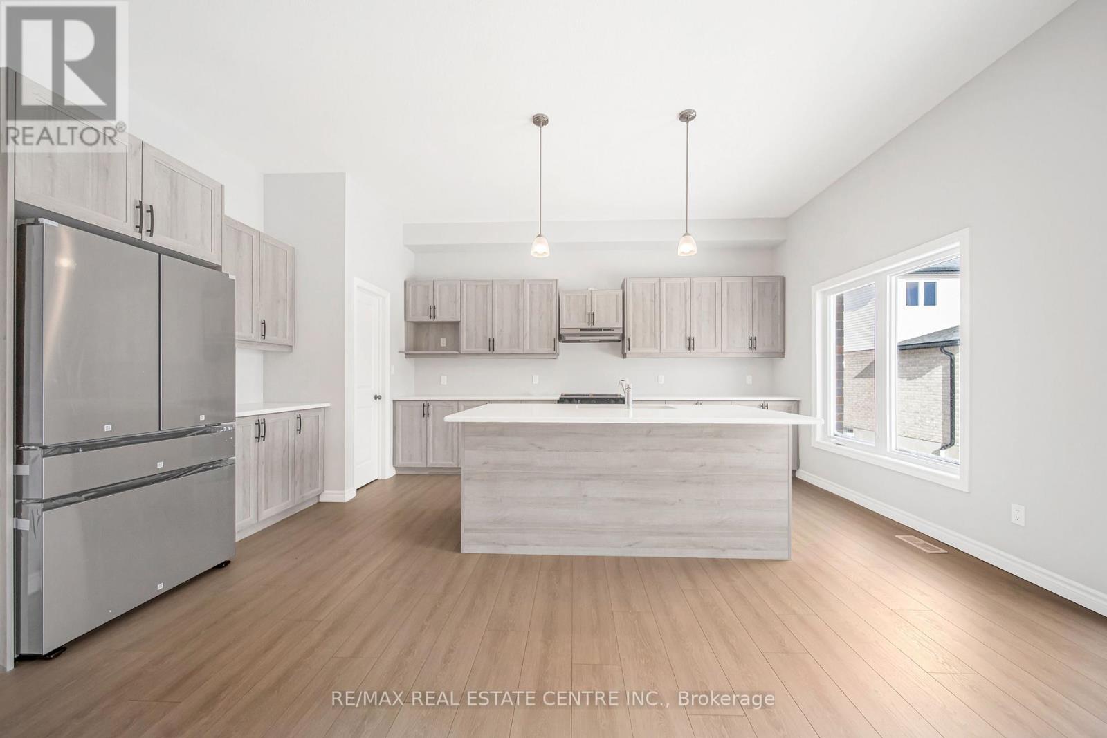 29 Bean Street, Brant, Ontario  N3L 0J4 - Photo 21 - X12954528