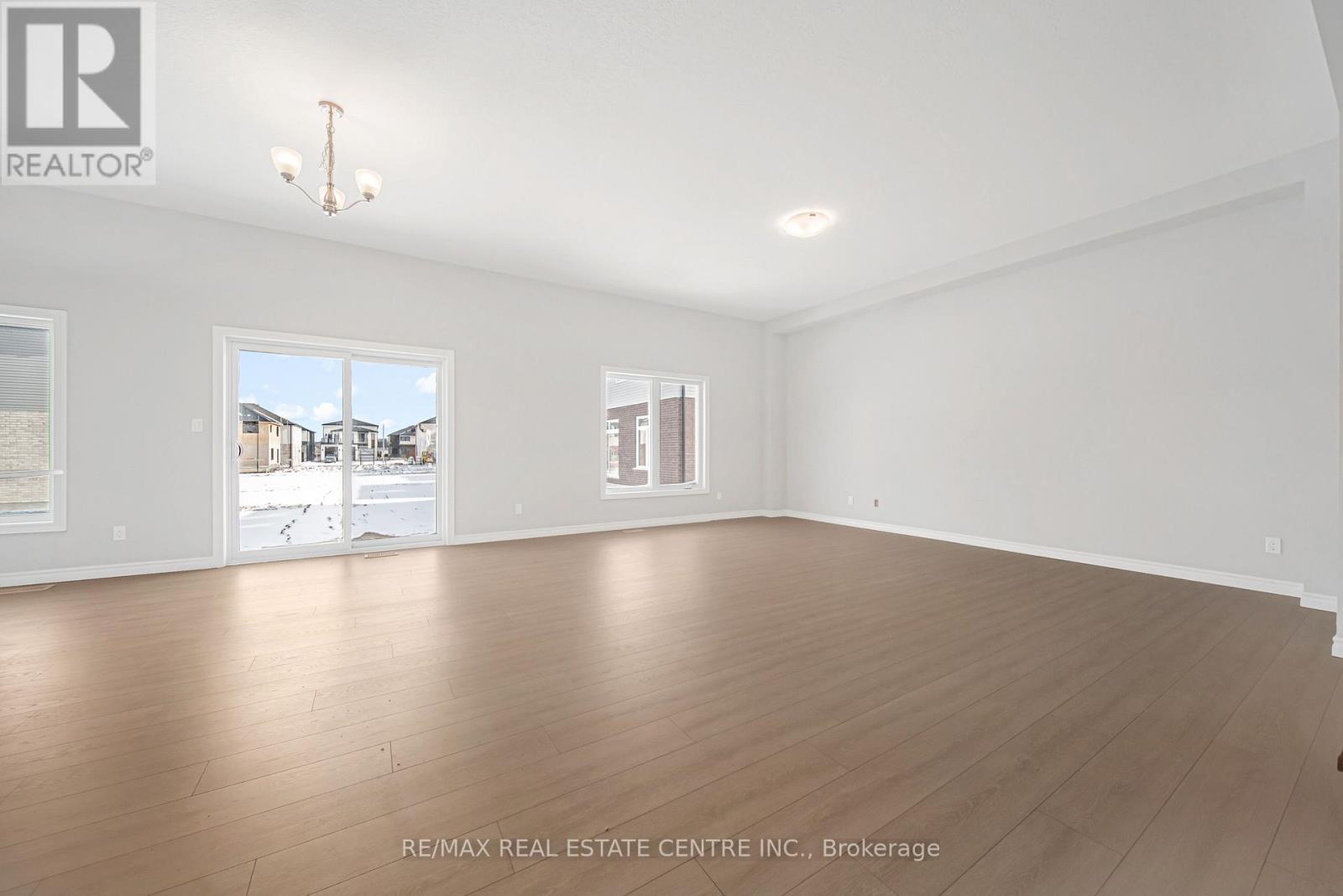 29 Bean Street, Brant, Ontario  N3L 0J4 - Photo 24 - X12954528