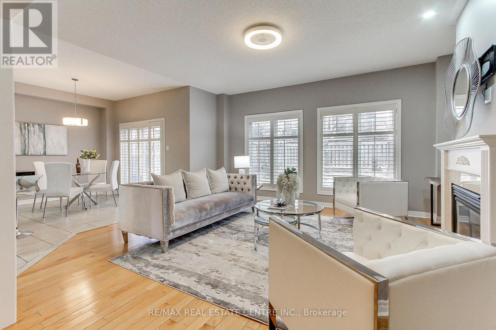 54 Woodbury Crescent, Newmarket, Ontario  L3X 2V5 - Photo 19 - N12944628