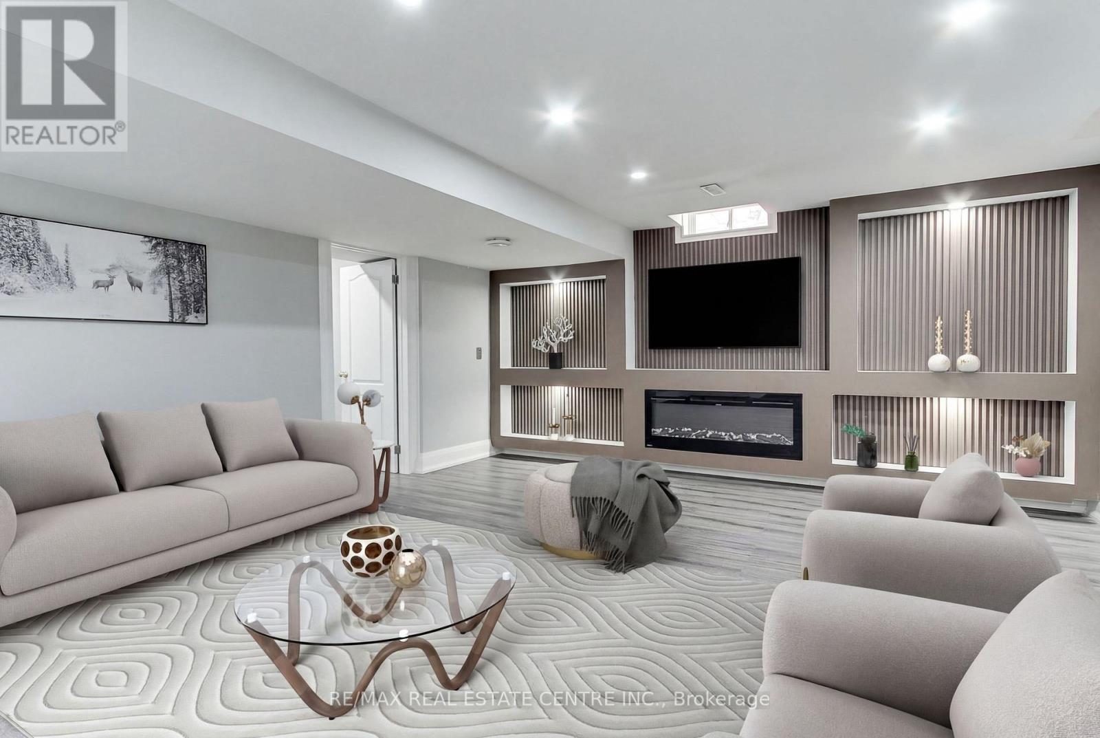 54 Woodbury Crescent, Newmarket, Ontario  L3X 2V5 - Photo 41 - N12944628