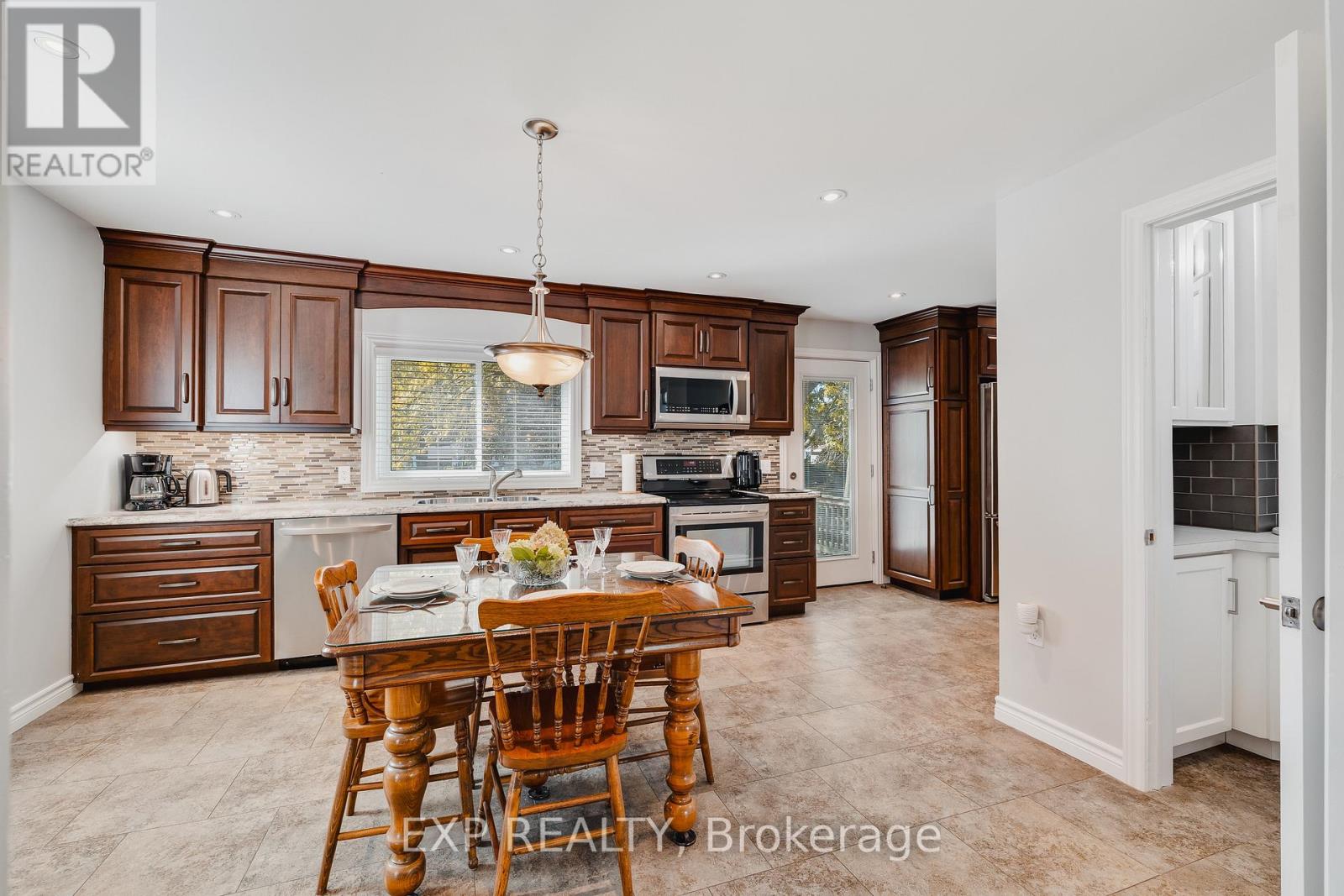 78 George Street S, Minto, Ontario  N0G 1Z0 - Photo 8 - X12450593