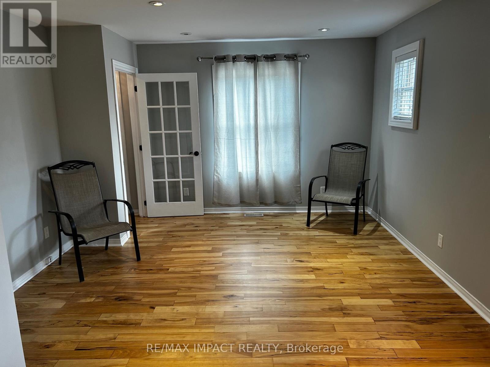 234 Oshawa Blvd Boulevard N, Oshawa, Ontario  L1G 5S9 - Photo 2 - E12954596